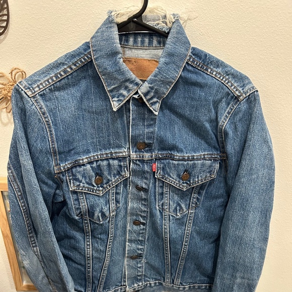 Levi's Jackets & Blazers - Women's Vintage Levi's Denim Jacket, Size 30 (Small)